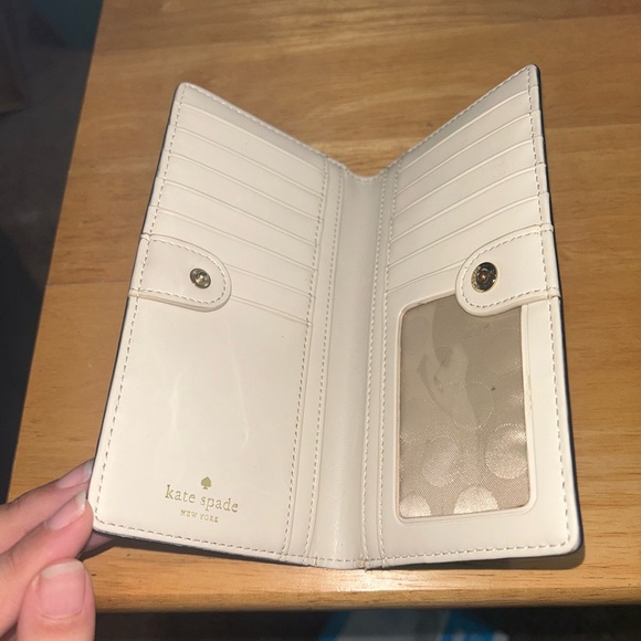 Kate Spade Midnight Blue Glitter Patent Long Snap Wallet VGUC - Picture 4 of 7